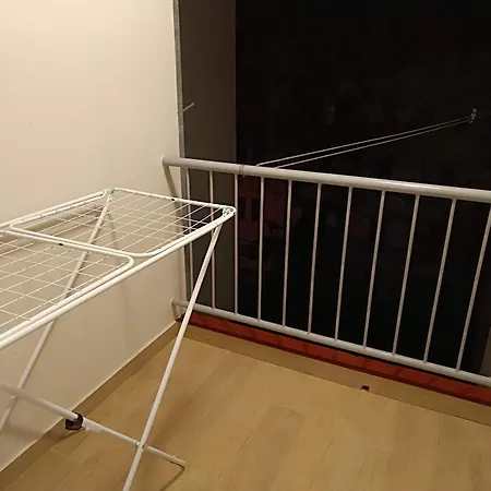 Travel Stop Apartment