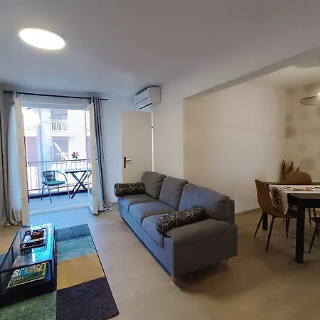 Travel Stop Apartman *