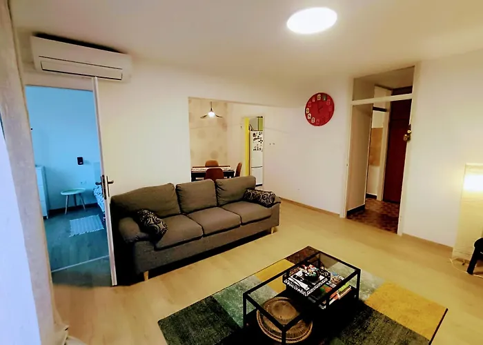 Travel Stop